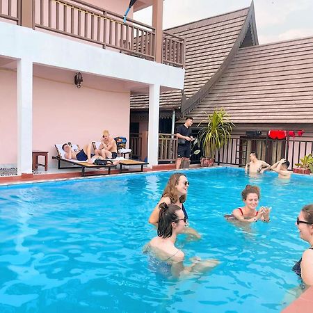 Vangvieng Sisavang Mountain View Hotel Vang Vieng Exterior foto