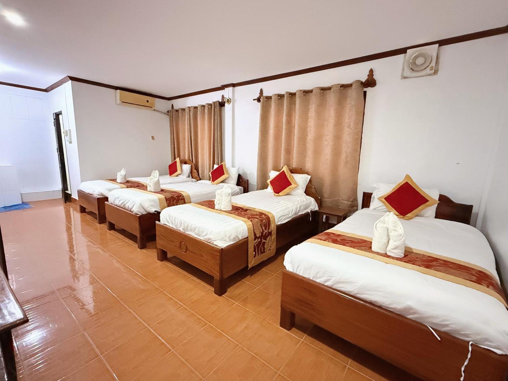 Vangvieng Sisavang Mountain View Hotel Vang Vieng Exterior foto