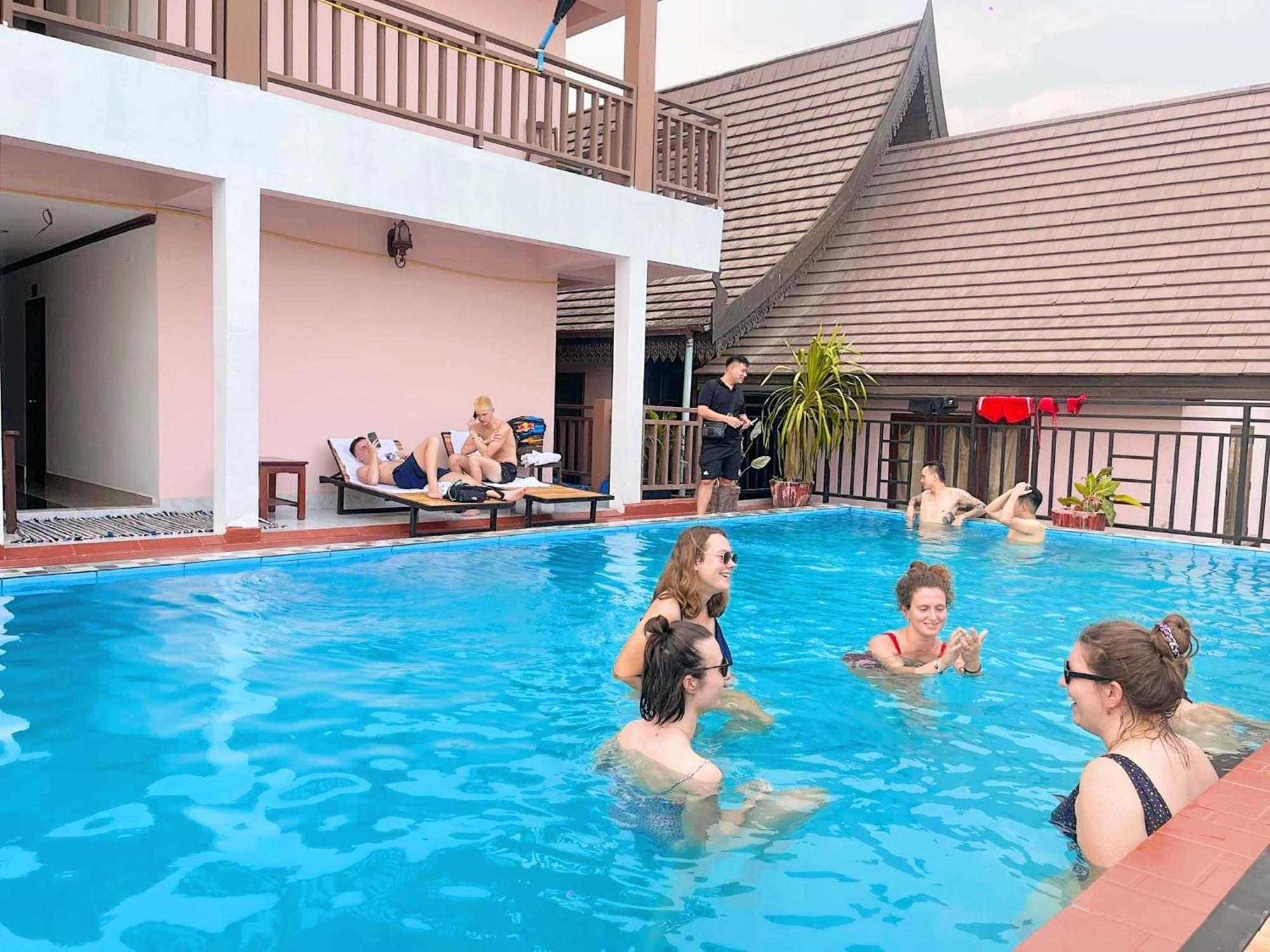 Vangvieng Sisavang Mountain View Hotel Vang Vieng Exterior foto